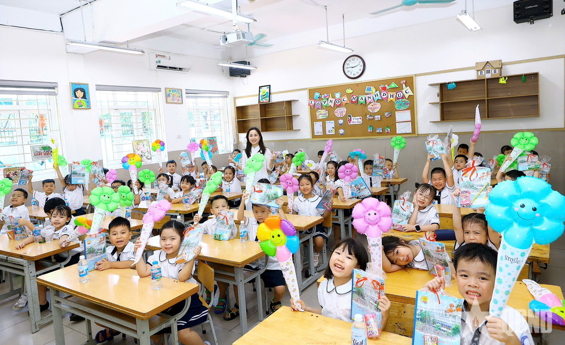 Phê duyệt Đề án “Đưa tiếng Anh thành ngôn ngữ thứ hai trong trường học giai đoạn 2025-2035, tầm nhìn đến năm 2045”